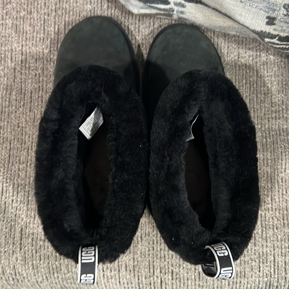 UGG Mini Fluff Quilted Cuff Black Suede Sheepskin Ankle Boots - Picture 3 of 4